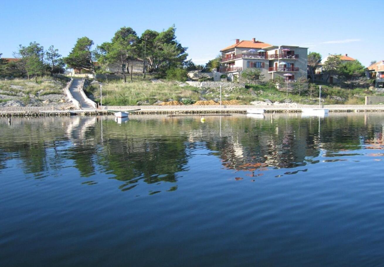 Apartments Ljilja Нін Екстер'єр фото